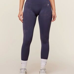 Gymshark everyday seamless graphic leggings. Size S